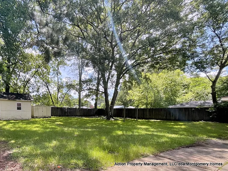 803 Perry Hill Rd — Photo 3