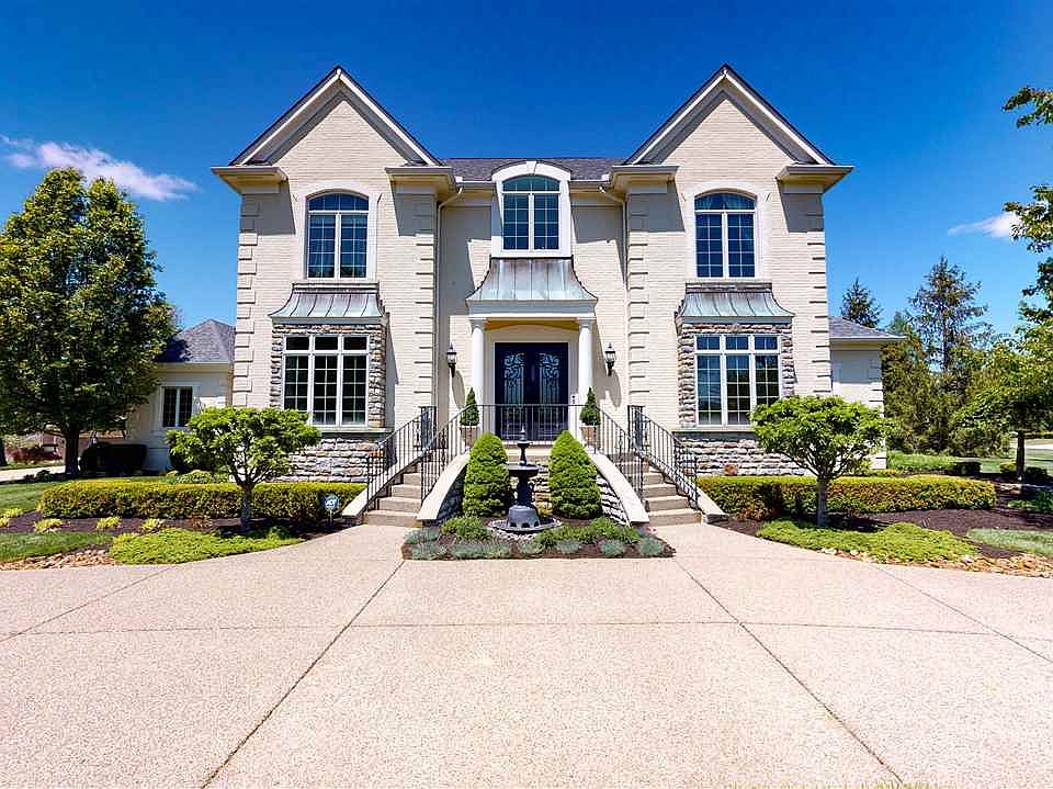 1st image of 900 Caitlin Dr