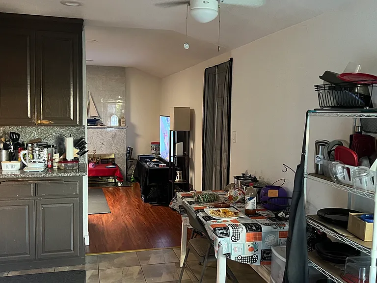 13985 Tahiti Rd — Photo 5