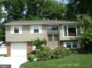 73 Greenvale Rd, Cherry Hill, NJ 08034