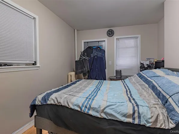 2916 Heath Avenue image 9 of 35