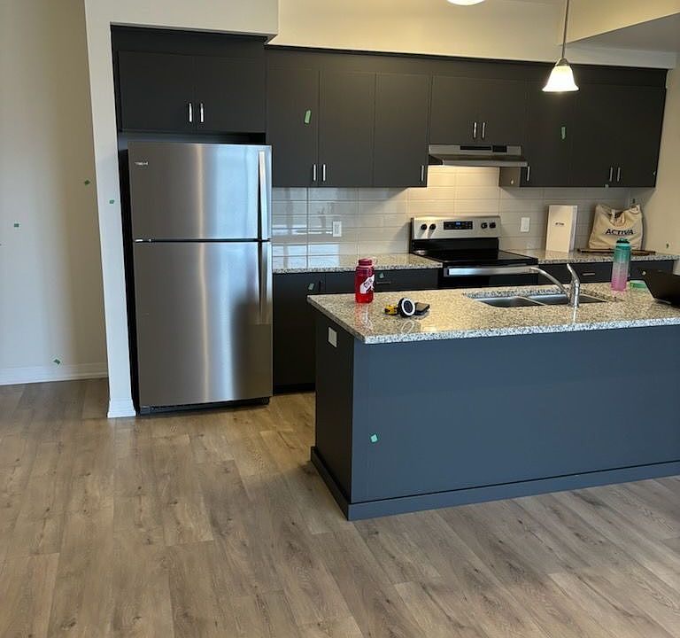 1st image of 261 Woodbine Ave #E018