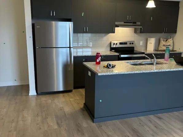 261 Woodbine Ave #E018, Kitchener, ON N2R 0S7