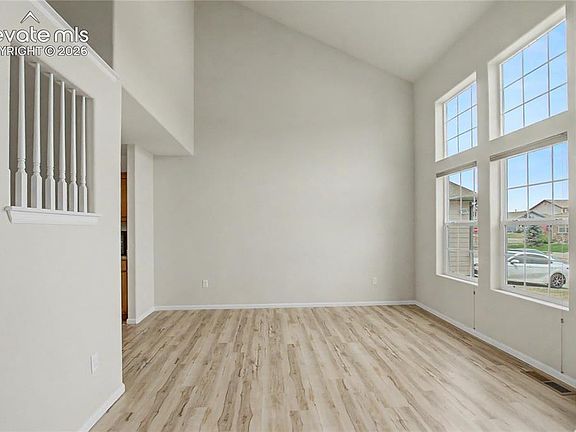 5th image of 6829 Dusty Miller Way