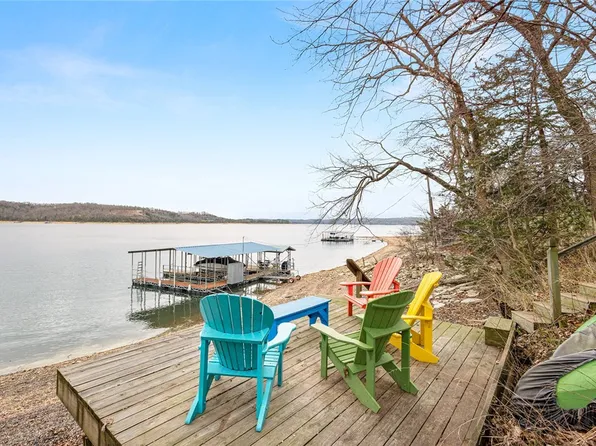 50 Riviera Dr, Rogers, AR 72756