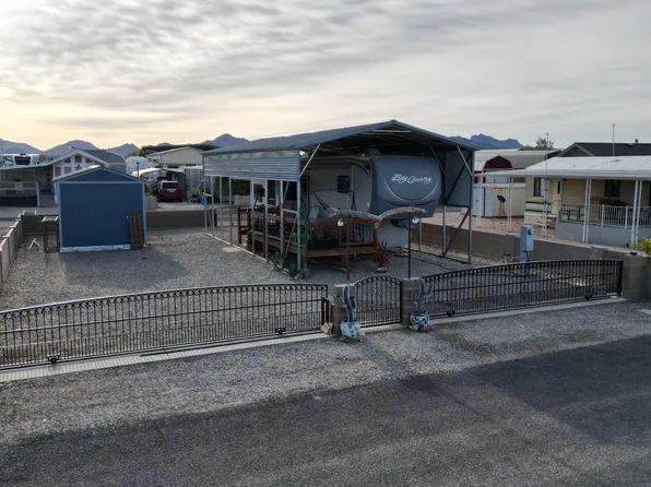33 N Juniper Rd, Quartzsite, AZ 85346