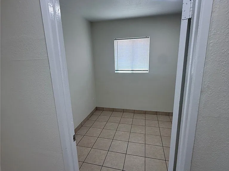 174 W Magnolia Ave — Photo 25