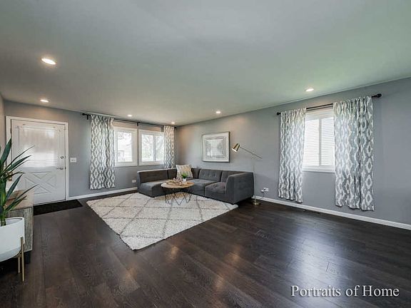 4th image of 30W181 Foxboro Ct