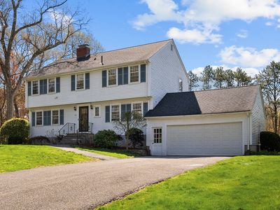 49 Blackberry Ln, Framingham, MA, 01701
