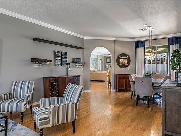5th image of 16127 Muirfield Dr