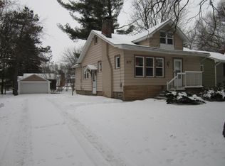 877 Patterson Ave SE, Grand Rapids, MI 49546