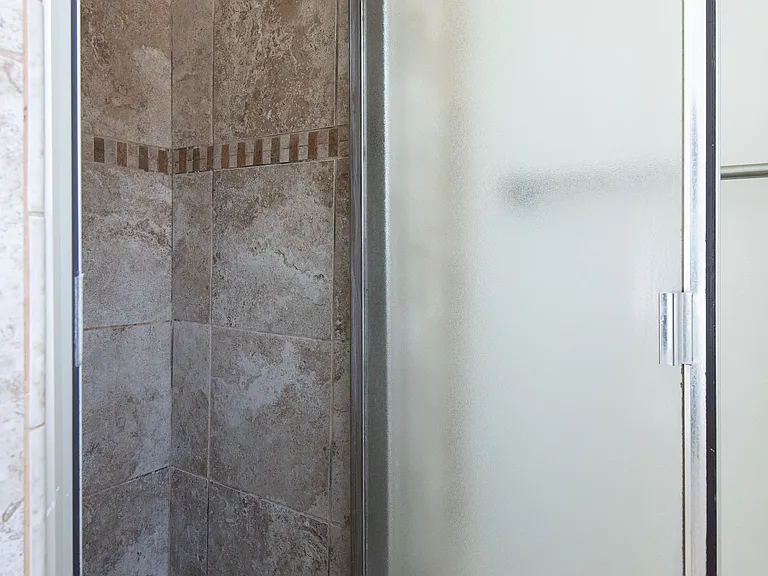 3737 Midvale Ave #3A — Photo 9