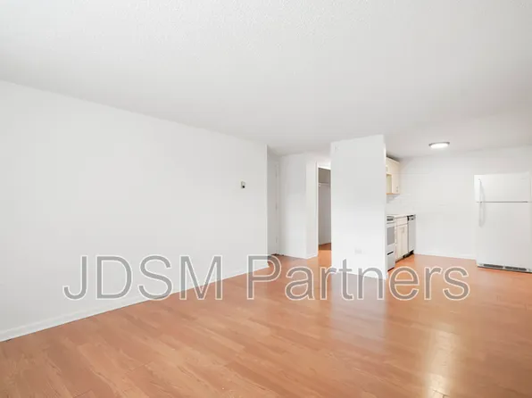1415 N Pearl St #104, Denver, CO 80203