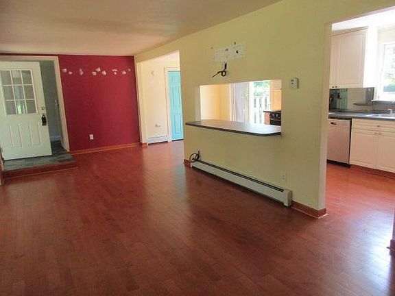 Living room dining room