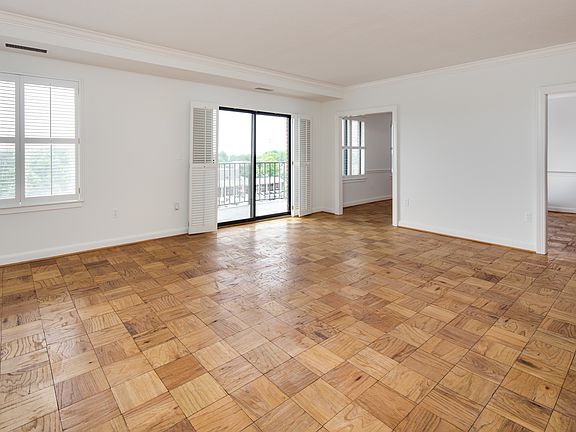 4th image of 3101 New Mexico Ave NW APT 1111