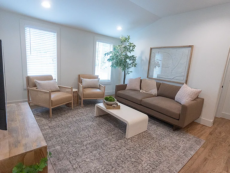 245 S 2nd St #201 — Photo 6