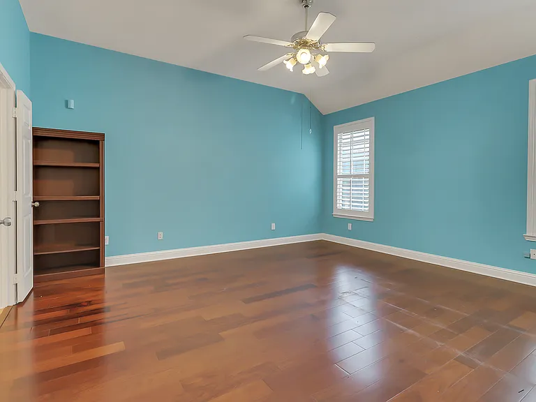 8505 Bayham Dr — Photo 24