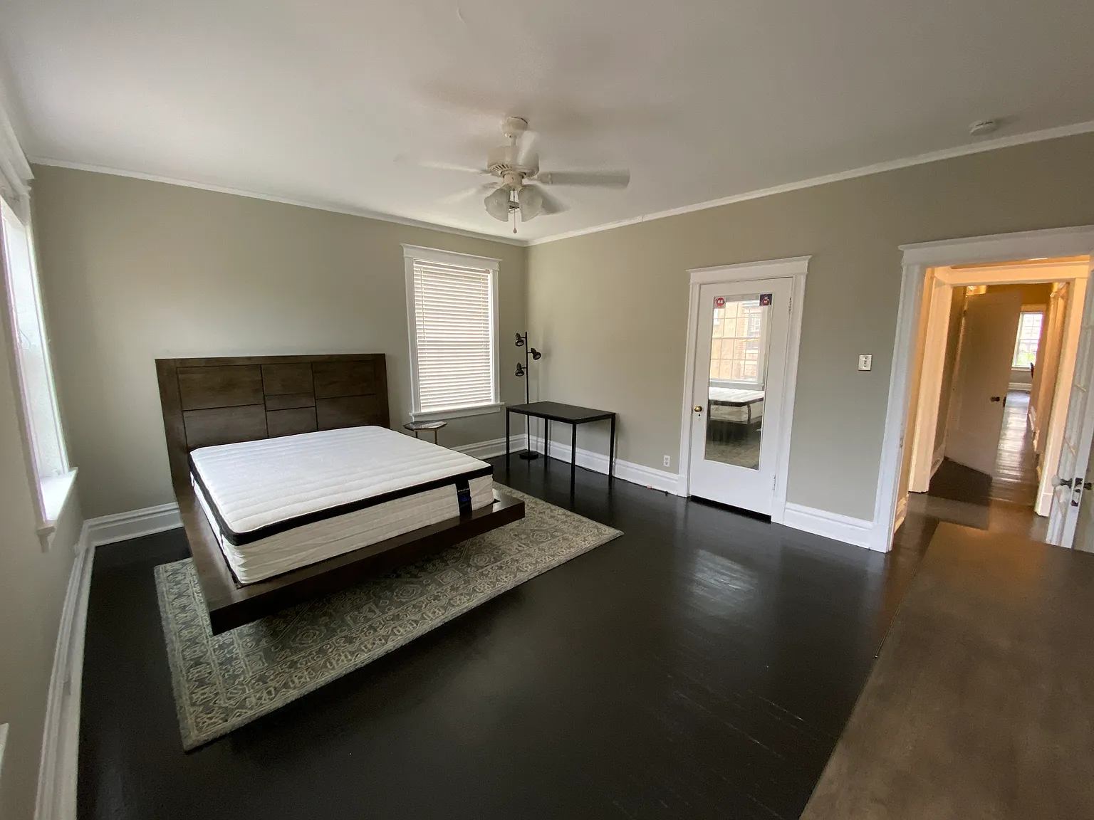 6186 Waterman Blvd — Photo 3