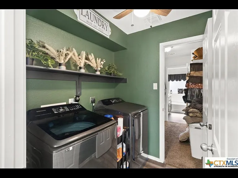 8702 Stonehollow Dr — Photo 13