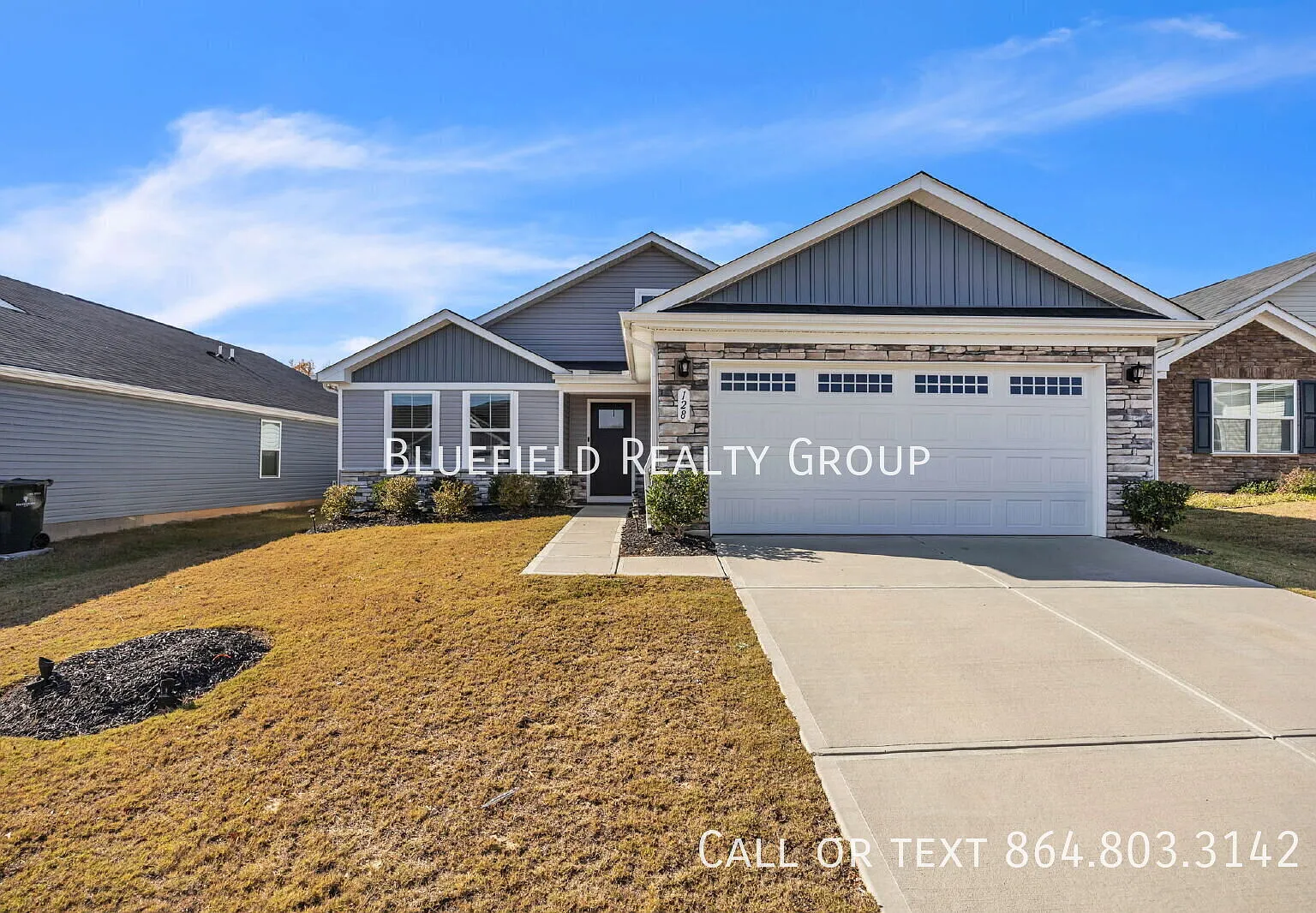 Beautiful 3BR / 2BA Craftsman-Style Home in Durbin Oaks in Fountain Inn $1995/mo — Photo 1