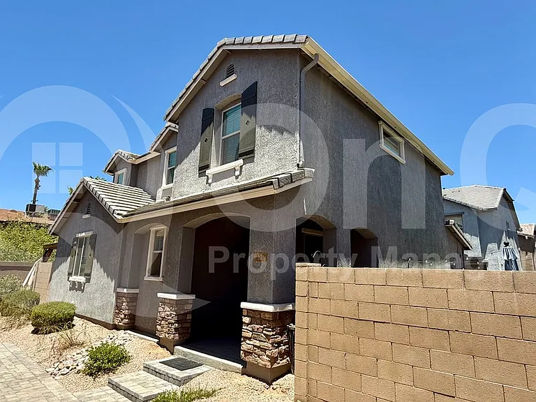 156 N 56th Pl — Photo 3