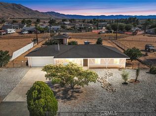 21653 Hanaupah Rd, Apple Valley, CA 92308