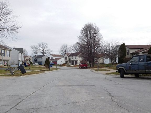 5th image of 3890 Dresden St