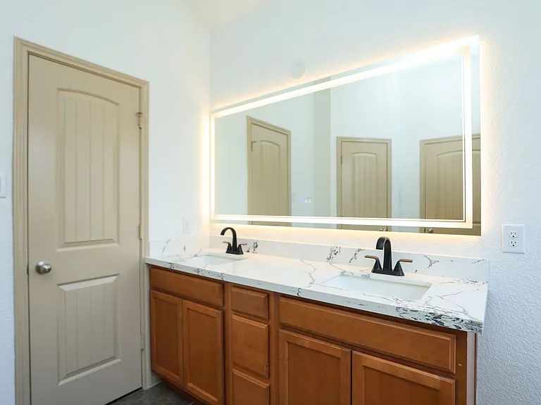 7042 Windy Run Ct — Photo 24