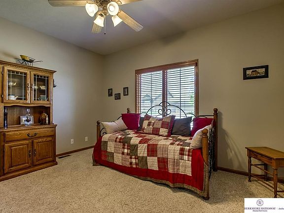 4th image of 4306 N 174th Ave