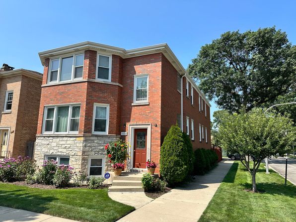 5658 N Richmond St #2