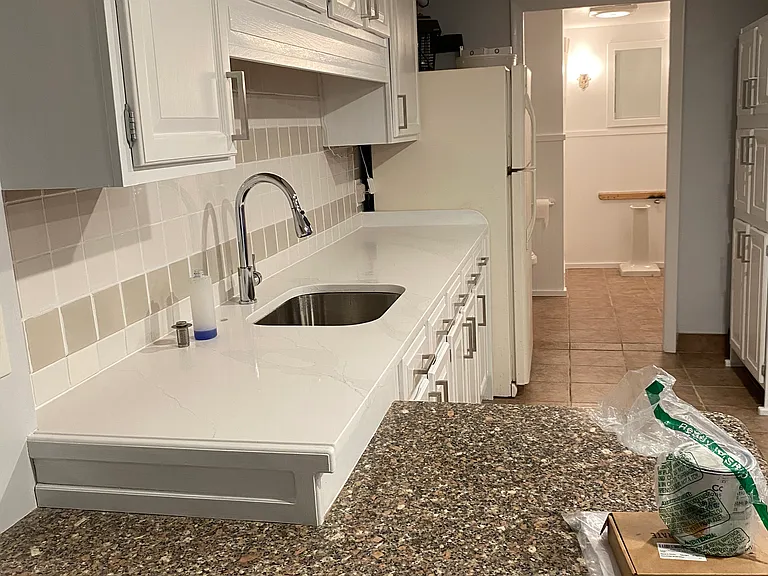 12 River Ln — Photo 3