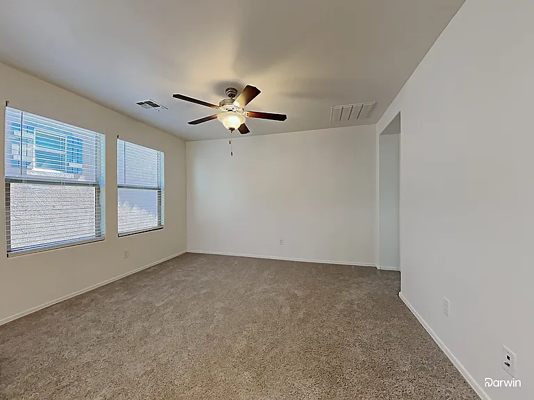 5711 E Adrian Ave — Photo 11