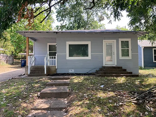 616 E Gandy St Photo 1