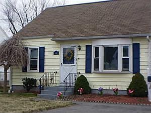 1st image of 253 Danbury Dr