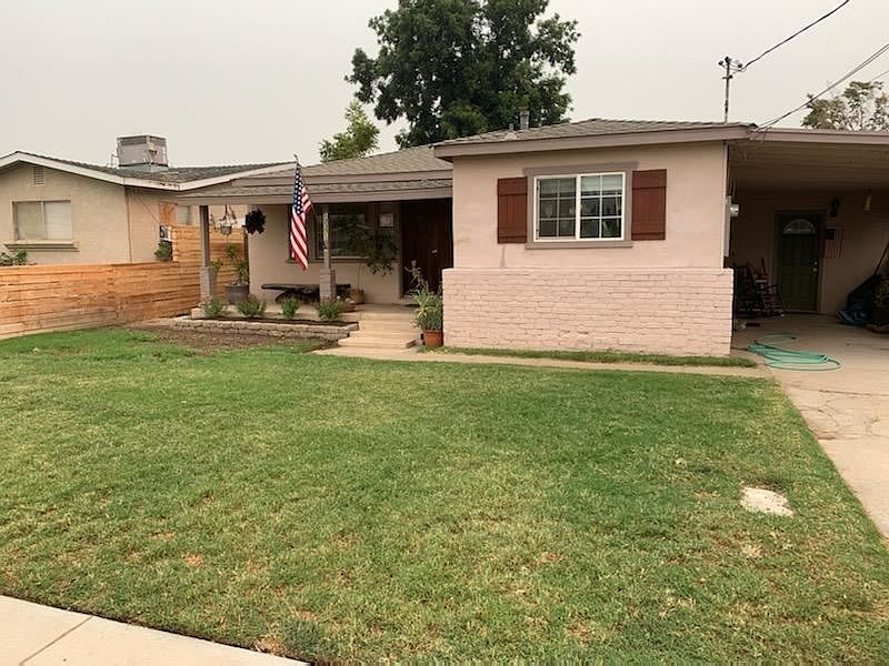 1st image of 12371 La Gallina Ave
