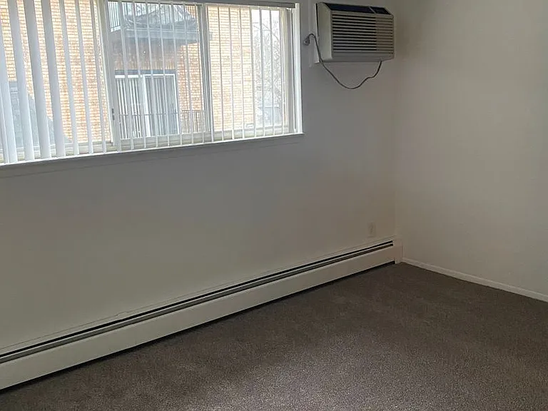 1 bed, 1.0 bath, 670 sqft, $1,225 — Photo 3