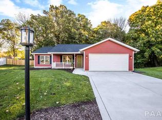 402 Illini Dr, East Peoria, IL 61611