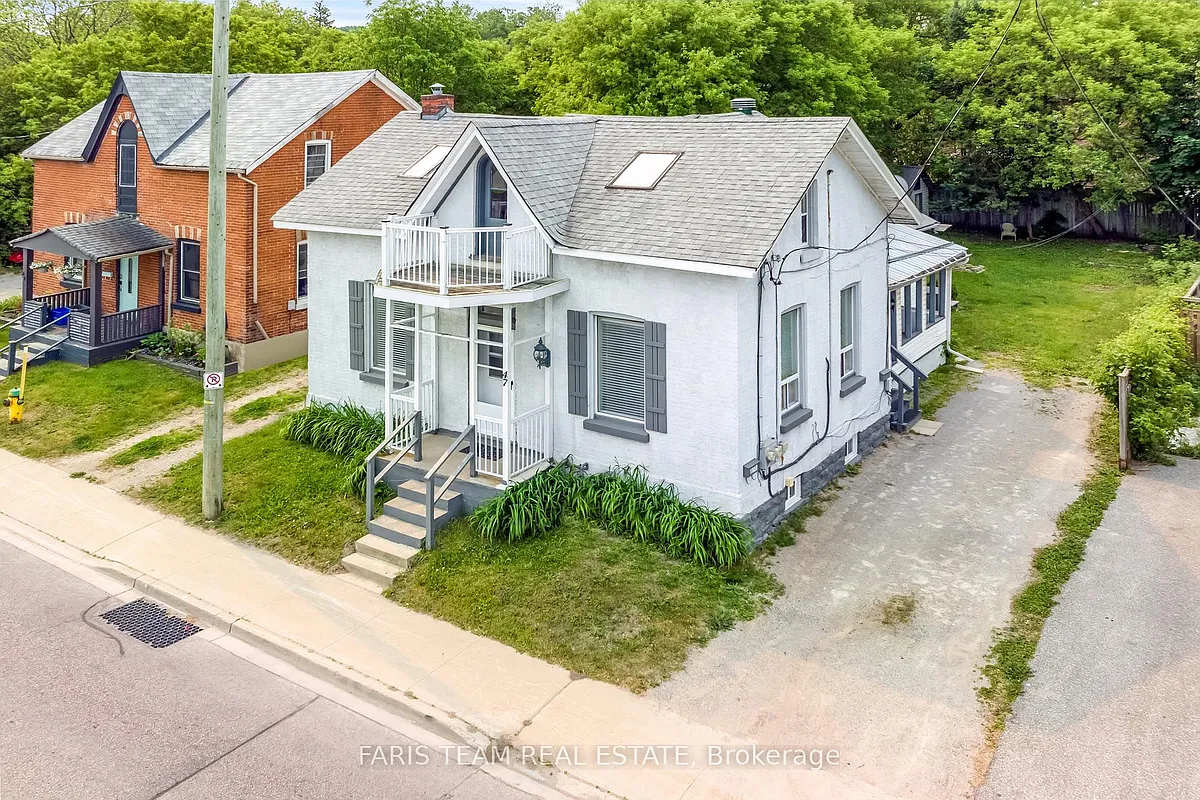 Building Photo - 47 Gowan St
