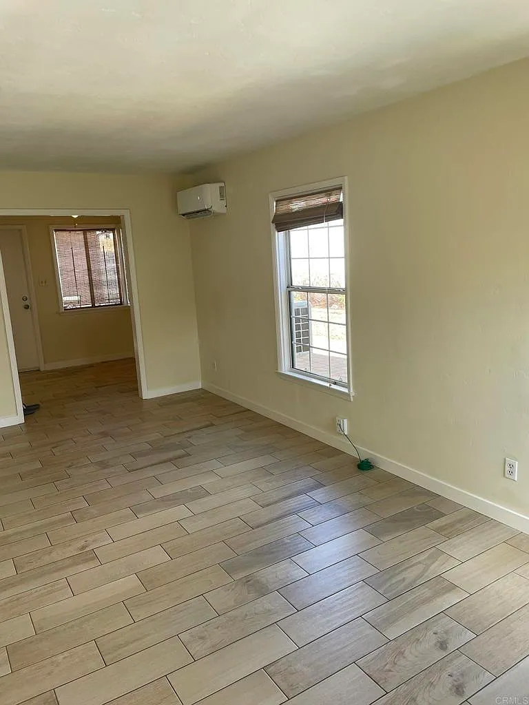1 bed, 670 sqft, $2,100 — Photo 3