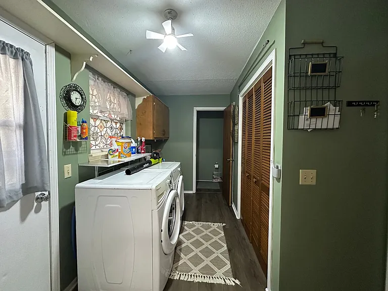 809 Knights Ct — Photo 12