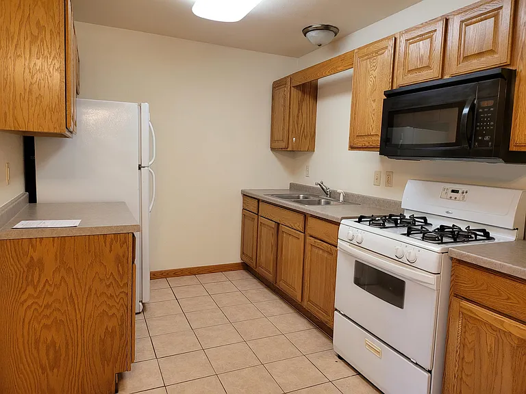 1013 Division St #2 — Photo 2
