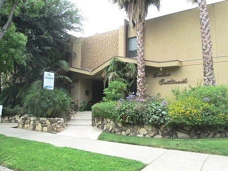 1st image of 5167 Yarmouth Ave APT 4