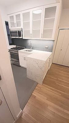 5th image of 339 E 57th St APT 3F