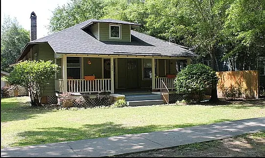 4 bed, 2193 sqft, $2,100 — Photo 1