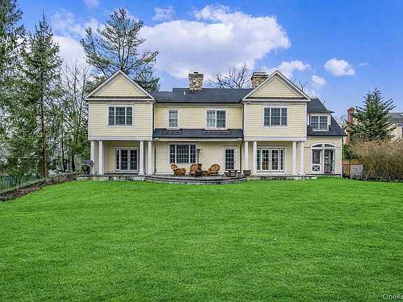 2nd image of 15 Davis Avenue