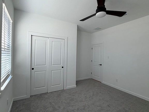 4th image of 4819 Legends Bay Dr