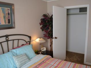 734 N Bruns Ln APT O, Springfield, IL 62702