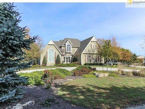 3rd image of 8276 W 335th St