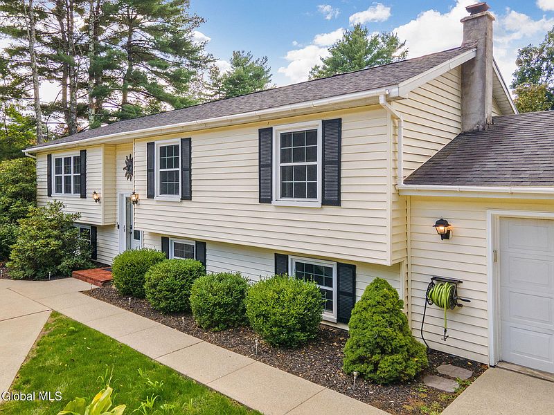 5th image of 6 Coriander Drive