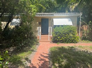 12110 NE 11th Pl, North Miami, FL 33161